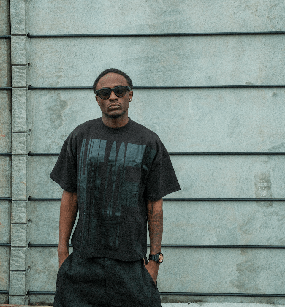 Front stretch T-Shirt (Black/Black) - White Coffee