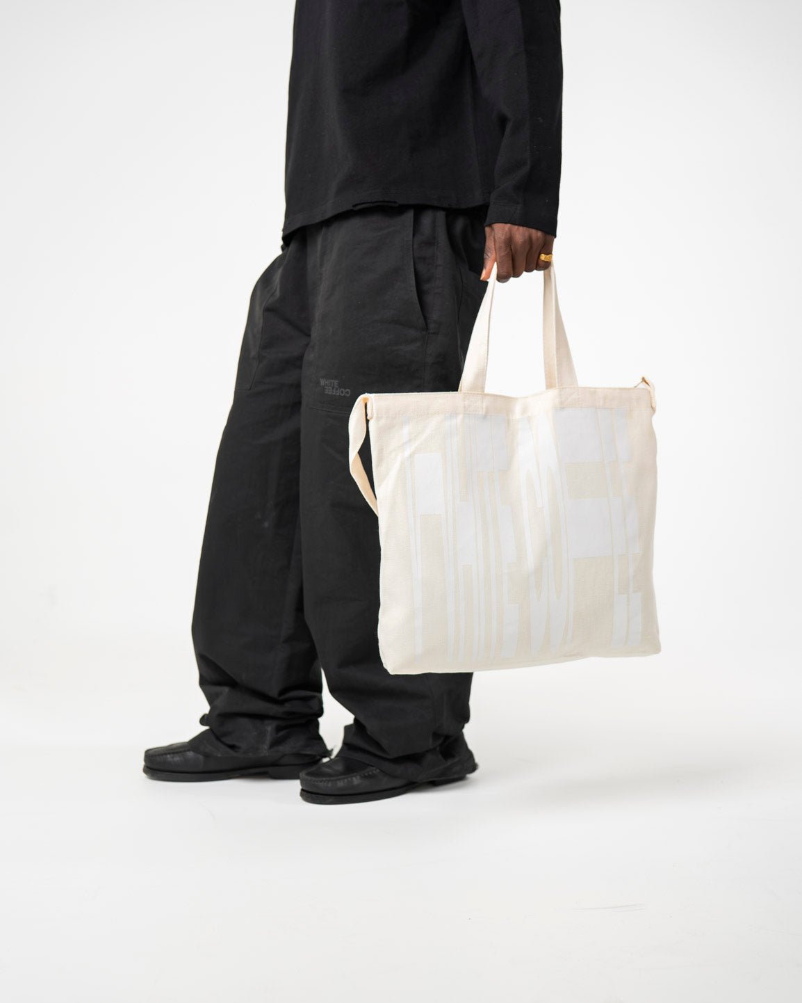 Totebag (Beige/White) - WHITE COFFEE