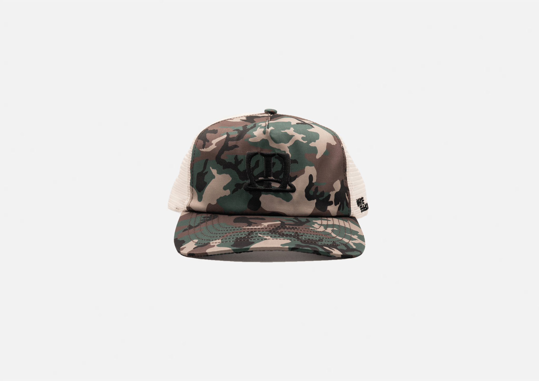 W logo trucker cap (Woodland camo) - White Coffee