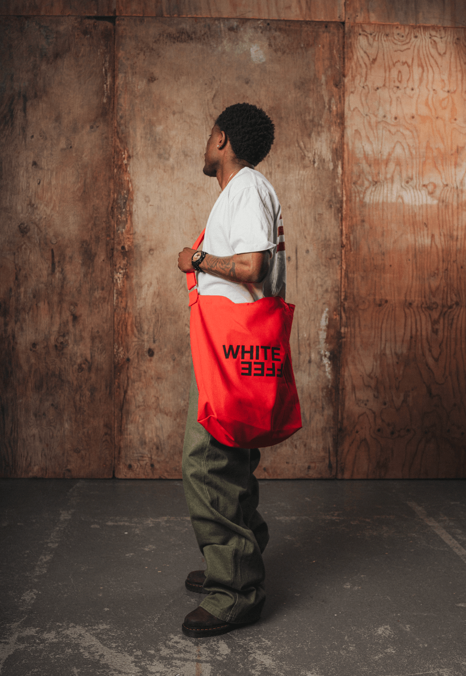 Weekend Totebag (Red) - White Coffee